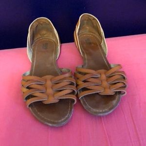 Mossimo slip on sandals